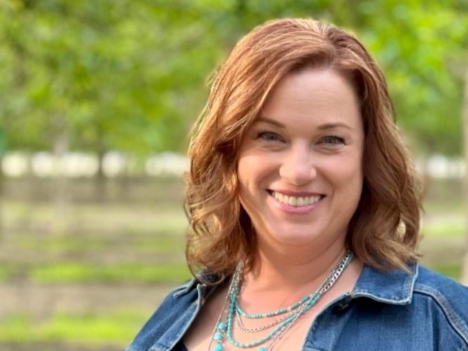 Julie Martella, founder of Navigating Widowhood, offering help for widows.